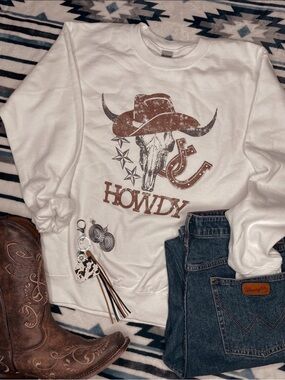 Howdy Cowboy Vintage Graphic Sweatshirt